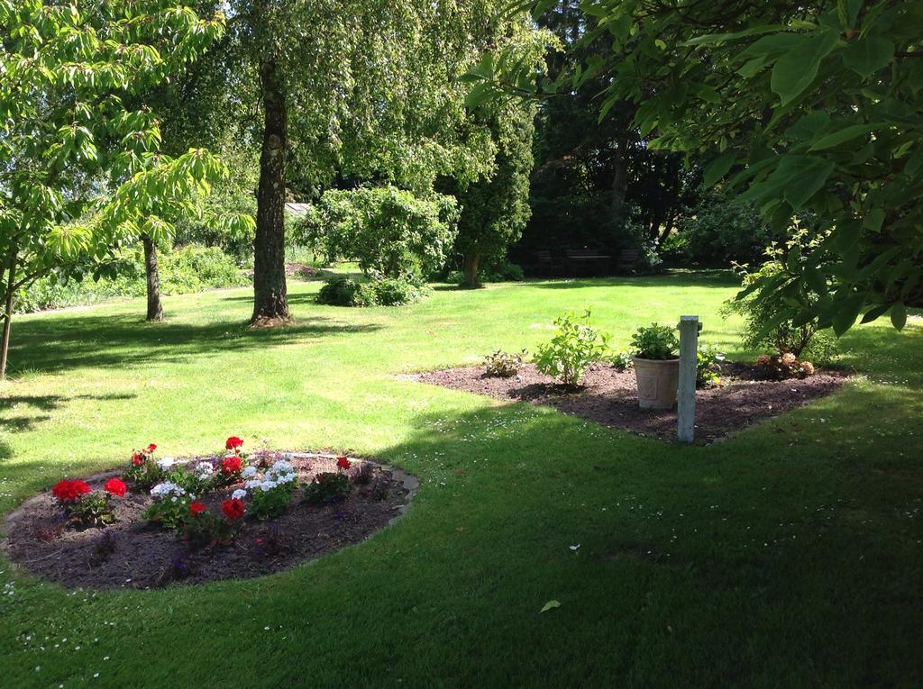 Dyrlev Bed & Breakfast Praesto Exterior photo