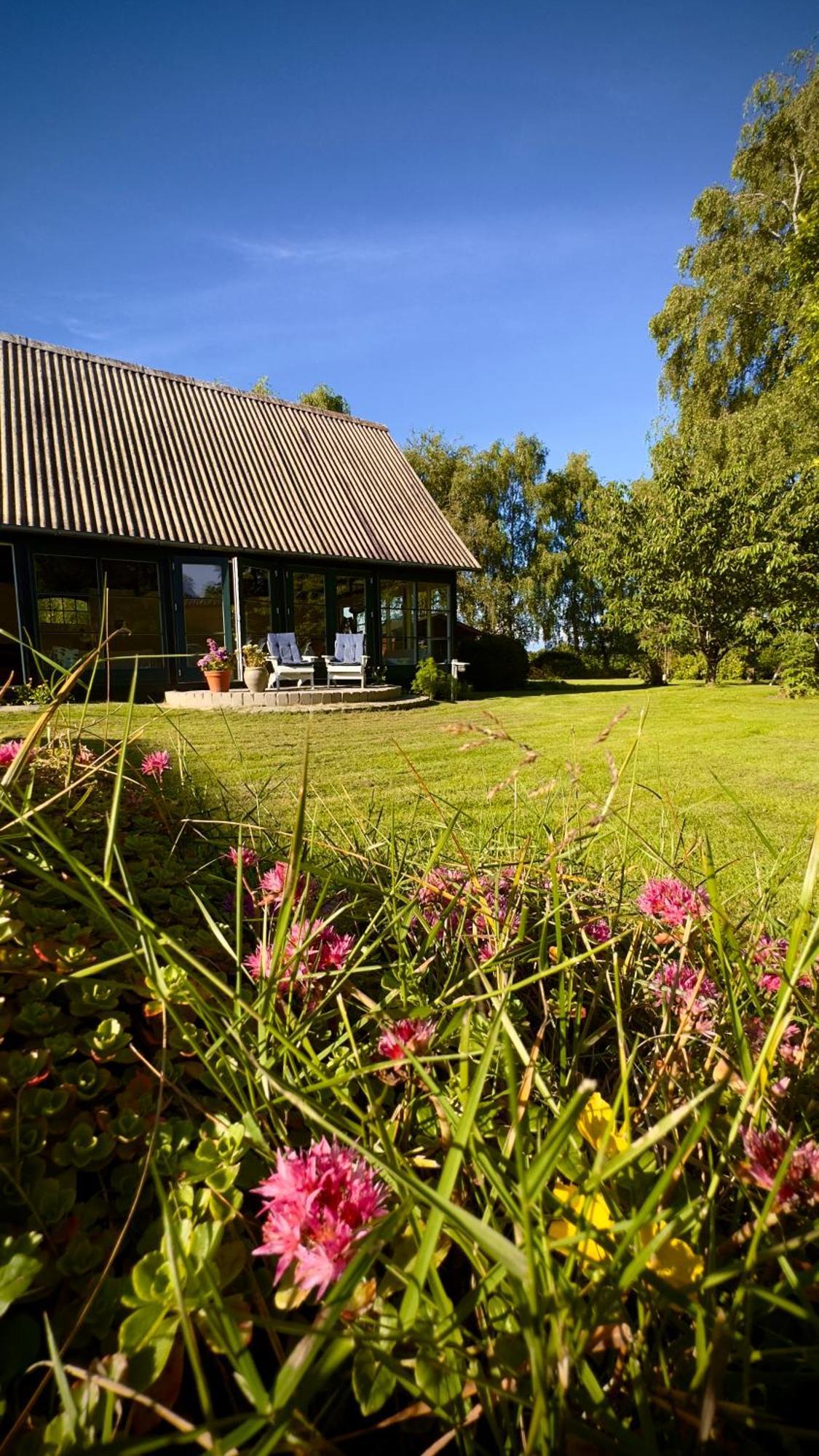 Dyrlev Bed & Breakfast Praesto Exterior photo