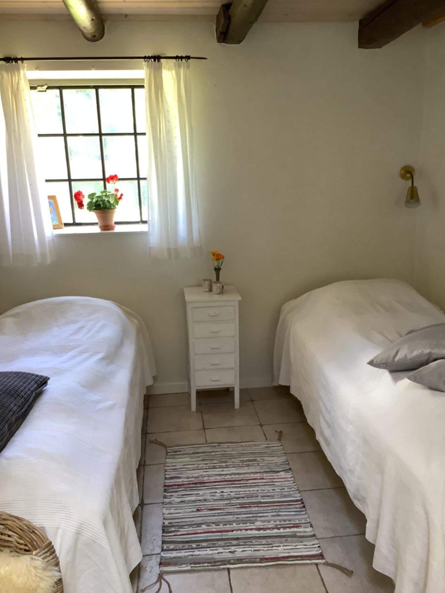 Dyrlev Bed & Breakfast Praesto Exterior photo